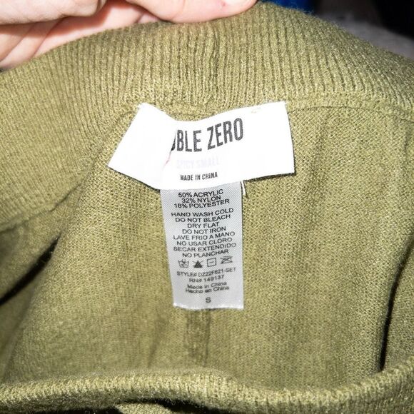 New Double Zero Green Collared Top and Shorts Lounge Set Size Small - Picture 10 of 10